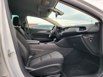 OPEL INSIGNIA Sports Tourer 2.0 CDTI Innovation Start Stop (Automata) LED Holttér Sávtartó Navi Carplay Ülésfűtés Kamera Vonóhorog