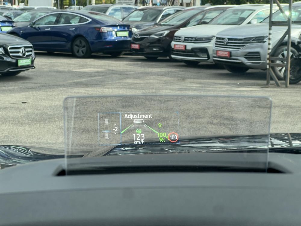 FORD KUGA 2.5 PHEV ST-Line X Graphite Tech Edition CVT panorámatető. 70 km elektromos hatótáv. Carplay