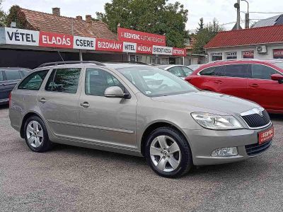 SKODA OCTAVIA Combi 1.6 CR TDI Classic DPF 195e km. M.o.-i. 2.tul. Klíma Tempomat Téli-nyári garnitúra!