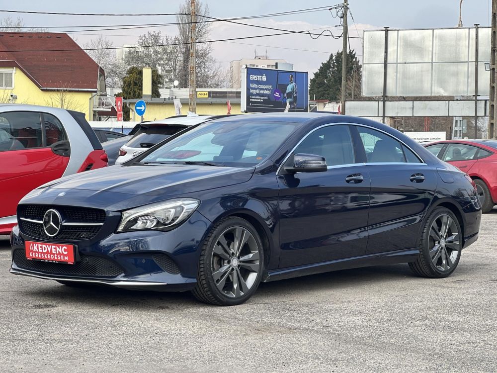 MERCEDES-BENZ CLA 200