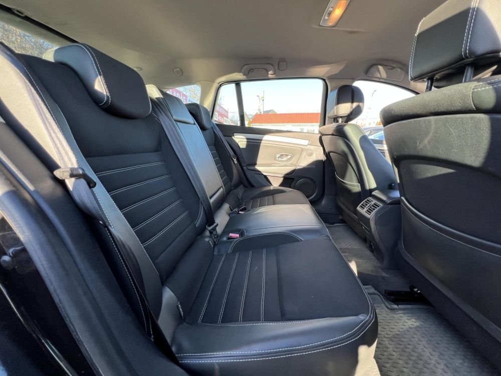 RENAULT LAGUNA 1.5 dCi Expression EDC Klíma Tempomat Bluetooth Végig szervízelt!