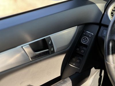MERCEDES-BENZ C 250 T BlueEFFICIENCY Avantgarde (Automata) FACELIFT. Teljes szerviztörténet. vezérlés cserélve!