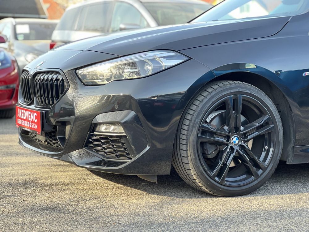 BMW 218d M Sport (Automata) 98e km. CARPLAY. LED. tempomat. ülésfűtés. keyless. megkímélt állapot!