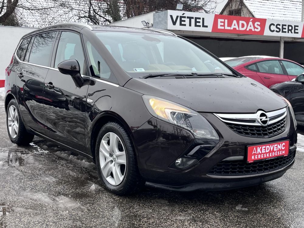 OPEL ZAFIRA TOURER 1.6 CDTI Edition (7 személyes ) Extra beltér! Klíma Tempomat Bluetooth Navi!