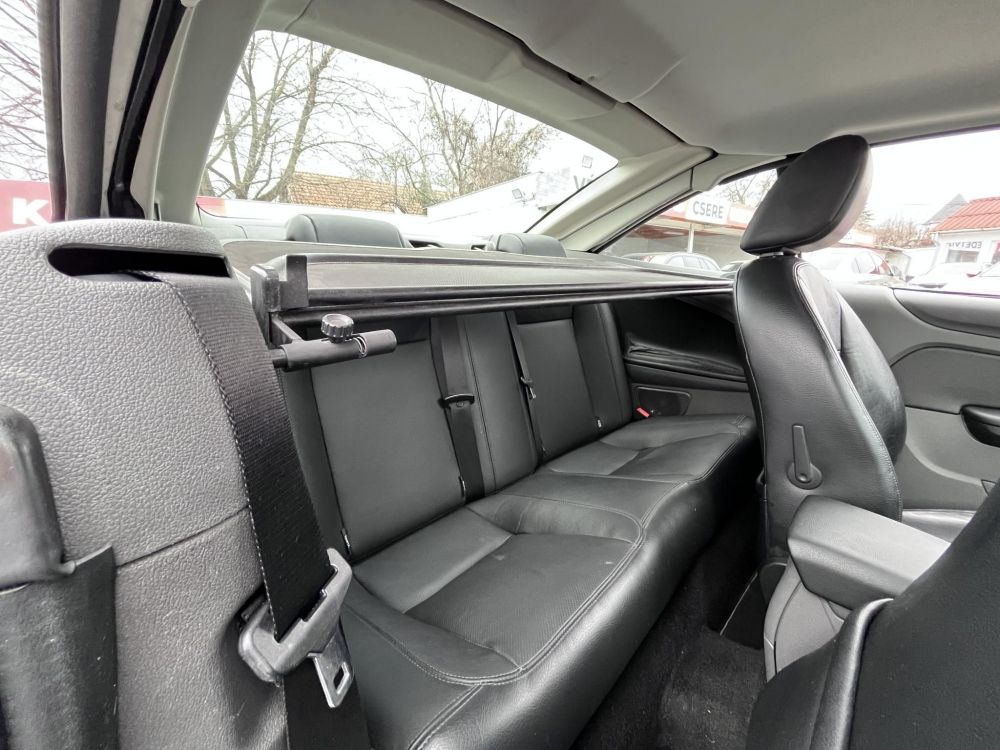 FORD FOCUS Coupe Cabriolet 2.0 Sport Klíma Tempomat Bluetooth Bőr belső LEGJOBB ÁRON!