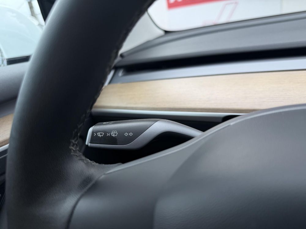 TESLA MODEL 3 Long Range AWD (Automata) 99e km. AMD Ryzen. mátrix LED. hőszivattyú. premium hifi. garanciális!