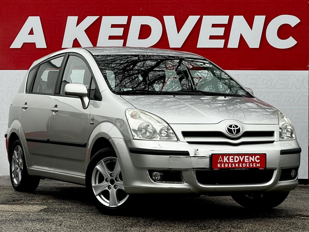 TOYOTA COROLLA VERSO