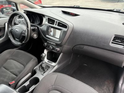 KIA CEE'D Pro1.6 CRDI EX Klíma Tempomat Bluetooth 182e km!