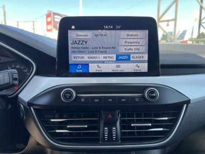 FORD FOCUS 1.0 EcoBoost Active M.o.-i. 1.tul. Márkaszervizelt!