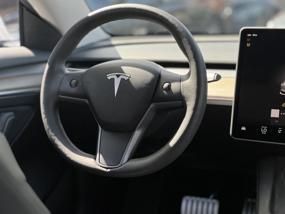 TESLA MODEL 3 Performance AWD (Automata) 90e km. AMD Ryzen. mátrix LED. hőszivattyú. 2 töltőkábel. megkímélt állapot!
