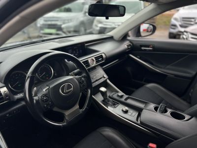 LEXUS IS 300h Comfort Leather&Navigation (Automata) Hybrid garancia Márkaszervizelt! Gyári fényezés. Téli-nyári gumi garnitúra!