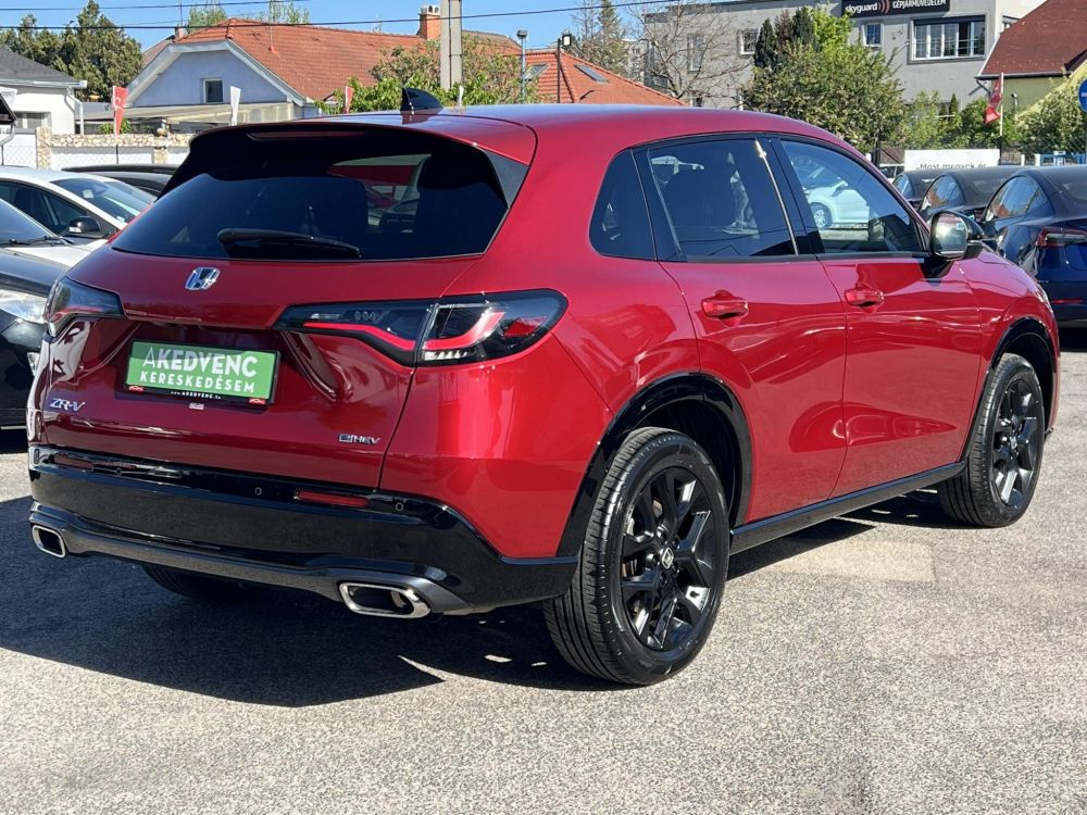 HONDA ZR-V 2.0 i-MMD Hybrid Sport eCVT 9e km. Gyári garancia. LED Wireless Carplay Navi Ülésfűtés