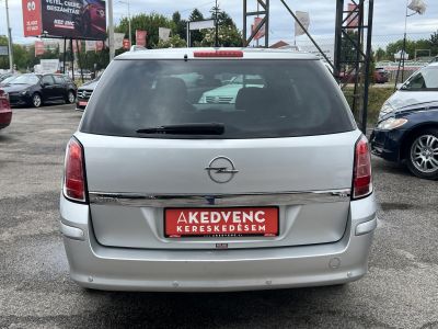 OPEL ASTRA H Caravan 1.8 Cosmo M.o.-i. Klíma Tempomat Tolatóradar!