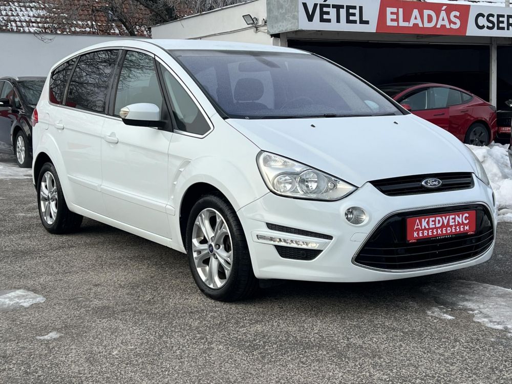 FORD S-MAX 2.0 TDCi Business Powershift Klíma Tempomat Bluetooth Navi!