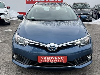 TOYOTA AURIS Touring Sports 1.8 HSD Active Trend+ (Automata) Élő hibrid garancia! Tempomat Ülésfűtés Kamera Keyless Bluetooth