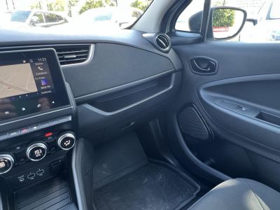 RENAULT ZOE E-Tech Electric 110 52 kWh Life 63e km. 300km hatótáv. CARPLAY!