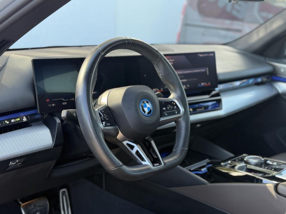 BMW I5 eDrive40 81,2kWh M-sport. Bowers & Wilkins. panorámatető. újszerű állapot!