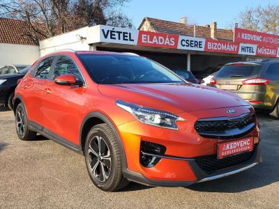 KIA XCEED 1.6 GDI PHEV Gold DCT Garanciális. Márkaszervizelt. Tempomat Keyless Carplay Ülésfűtés Kormányfűtés