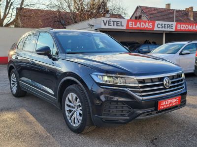 VOLKSWAGEN TOUAREG 3.0 V6 TDI Elegance Tiptronic ic LED Távtartó Sávtartó Navi Ülésfűtés Bluetooth Vonóhorog!