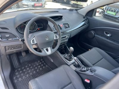 RENAULT MEGANE 1.6 Expression Magyarországi Tempomat Digitklíma 4x.elablak