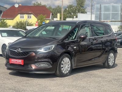 OPEL ZAFIRA 1.4 T Edition (7 személyes ) Végig vezetett szervizkönyv. 7 személyes