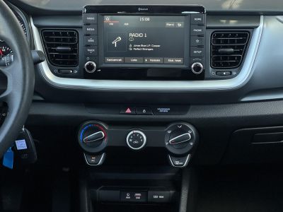 KIA STONIC 1.25 MPI Style Magyarországi. Gyári fényezés. 63e km.Végig vezetett szervizkönyv!