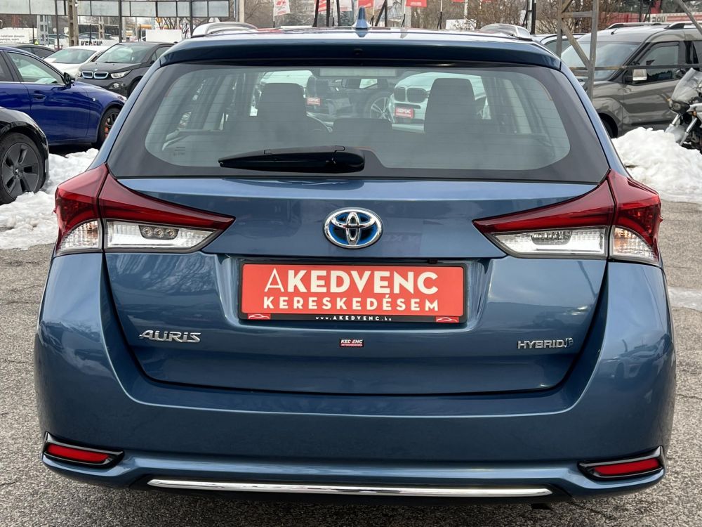 TOYOTA AURIS Touring Sports 1.8 HSD Active Trend+ (Automata) Élő hibrid garancia! Tempomat Ülésfűtés Kamera Keyless Bluetooth
