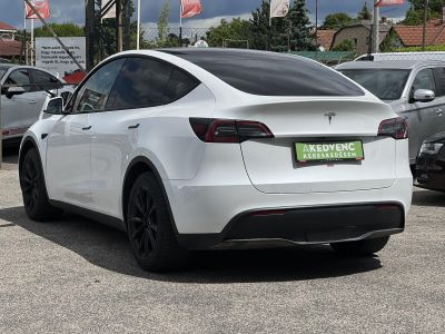 TESLA MODEL Y RWD (Automata) 147e km. AMD Ryzen. hőszivattyú. premium hifi. garanciális!