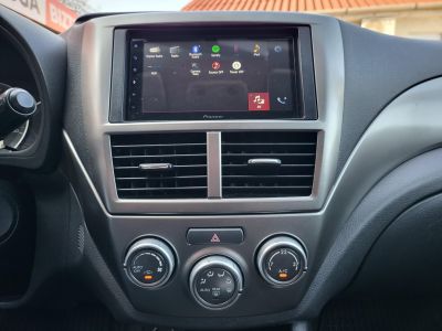 SUBARU IMPREZA 2.0 Sport (Automata) AWD Xenon Keyless Tempomat Ülésfűtés Kamera Vonóhorog Téli-nyári kerék