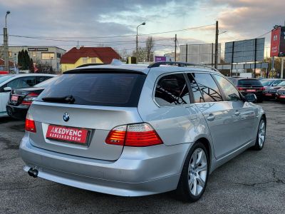 BMW 525d Touring (Automata) Xenon Tempomat PDC Navi Ajtószervó Szervizelt!