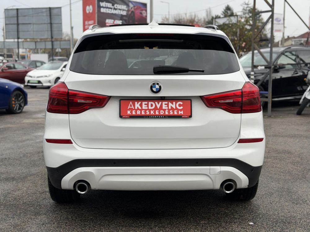 BMW X3 xDrive20d (Automata) M.o-i. Sérülésmentes. Panorámatető. 99e km