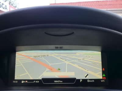 JAGUAR F-PACE 3.0 TDV6 First Edition AWD (Automata) LED Távtartó Holttér HUD Panoráma Meridian Barna bőr Vonóhorog!