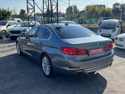 BMW 530i (Automata) Luxury 124e km. Magyarországi Napfénytető Adaptív LED Profnavi Barna bőr Keyless