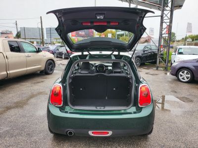 MINI COOPER 1.5(Automata) M.o.-i. 1.tul. Digitklíma Tempomat Bluetooth Ülésfűtés