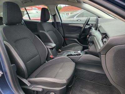 FORD FOCUS 1.5 EcoBlue Active (Automata) LED Tempomat Navi Bluetooh PDC