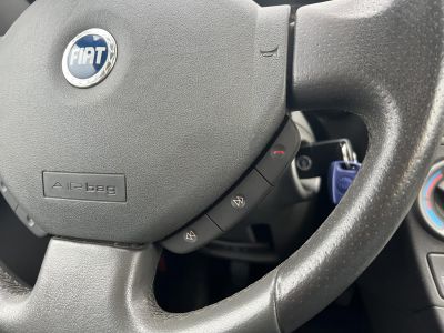 FIAT PANDA 1.4 100 HP Ritkaság! Vezetett szervizkönyv! Téli-Nyári kerék!