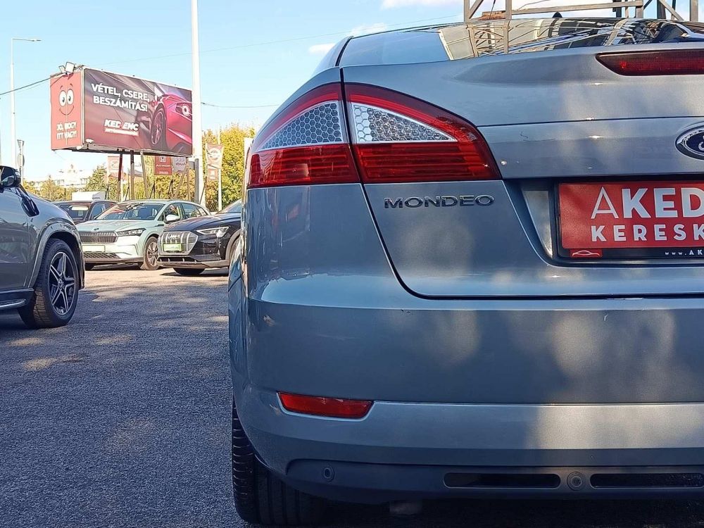 FORD MONDEO 2.0 TDCi Ghia Powershift Klíma Tempomat Bluetooth Garanciális váltó!