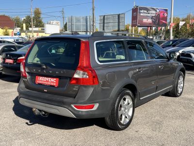 VOLVO XC70 2.4 D [D5] AWD Summum Geartronic A SVÉD MINDENES!
