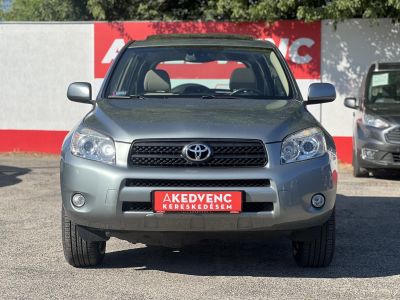 TOYOTA RAV 4 Rav4 2.0 4x4 Magyarországi. napfénytető. keyless. vonóhorog. téli-nyári kerék. 2 gyári kulcs!