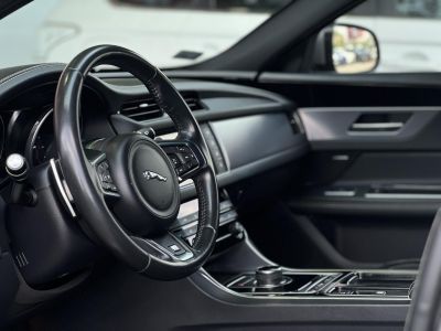 JAGUAR XF 2.0 i4D Portfolio