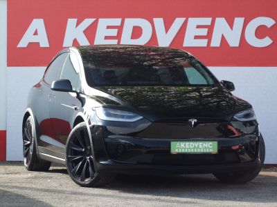 TESLA MODEL X Plaid (Automata) (6 személyes )
