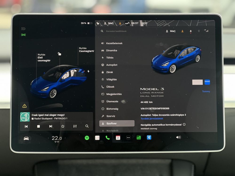 TESLA MODEL 3 Long Range AWD (Automata) 44e km. FEHÉR BELSŐ. mátrix LED. hőszivattyú. garanciális!