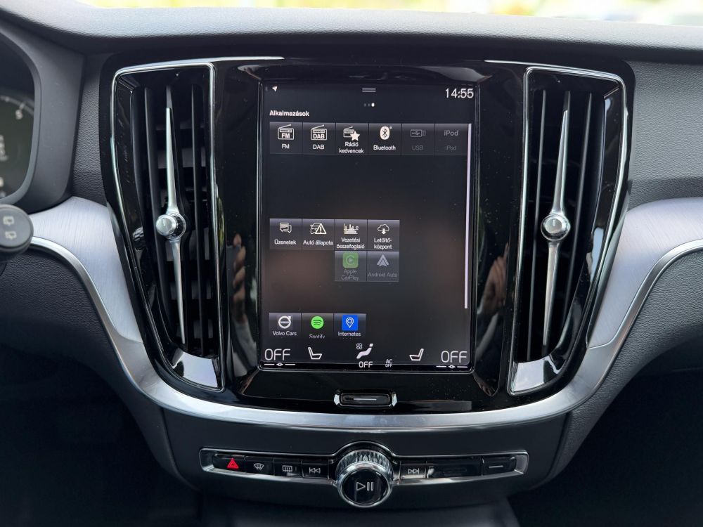 VOLVO V60 2.0 [B3] MHEV Momentum Pro Geartronic Magyarországi. végig márkaszervizelt. kerámia. friss nagyszerviz!