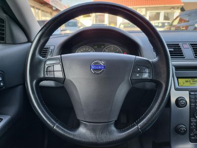 VOLVO C30 2.0 D Momentum Xenon Digitklíma Tempomat Friss Szerviz!
