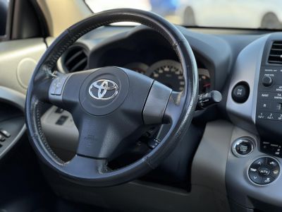 TOYOTA RAV 4 Rav4 2.0 4x4 Magyarországi. napfénytető. keyless. vonóhorog. téli-nyári kerék. 2 gyári kulcs!