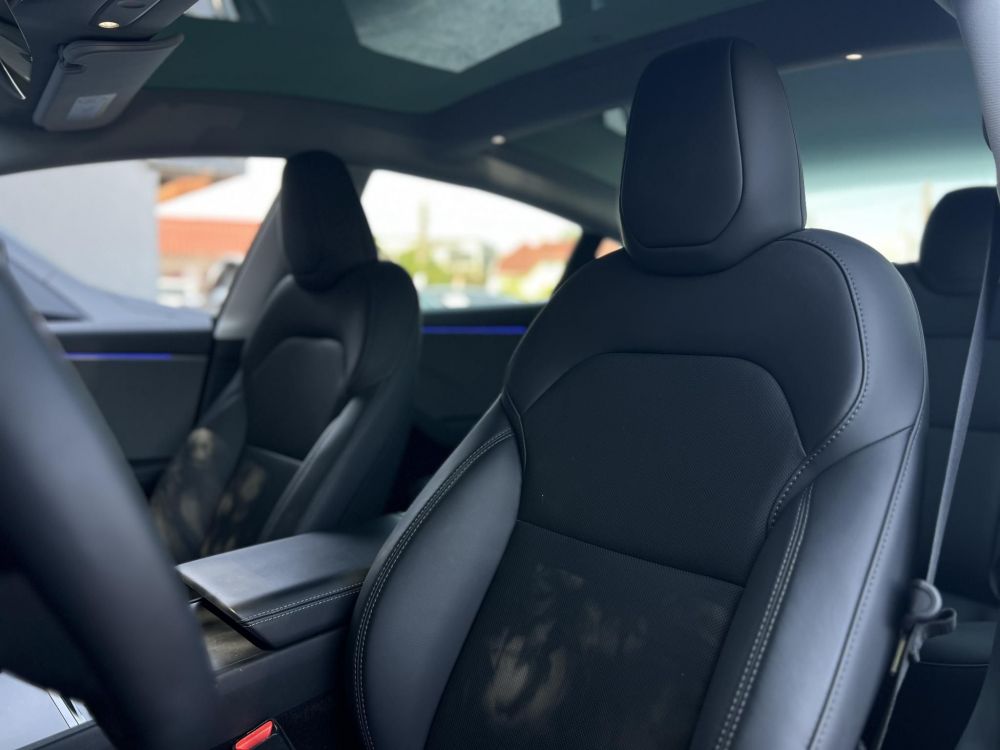 TESLA MODEL 3 RWD Premium (Automata) HIGHLAND. 27e km. AMD Ryzen. mátrix LED. Garanciális!