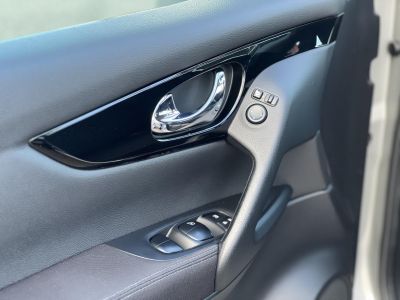 NISSAN QASHQAI 1.6 dCi Tekna 4WD 119e km. LED Tempomat Bluetooth Digitklíma MEGKÍMÉLT állapot!