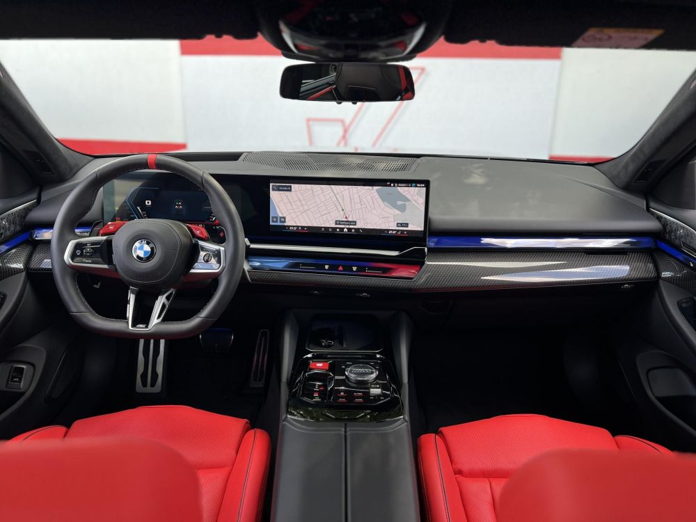 BMW M5 (Automata) Magyarországi. Bowers & Wilkins. 3év/200e km garancia!