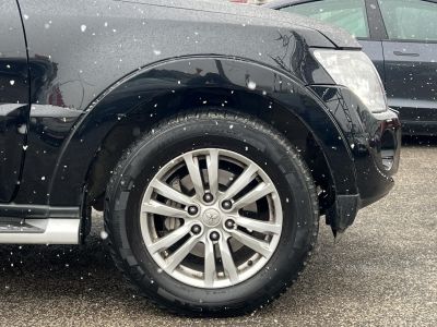 MITSUBISHI PAJERO 3.2 DI-D Instyle Navi (Automata) Xenon Bőr belső 7 személyes Tempomat Bluetooth Navi