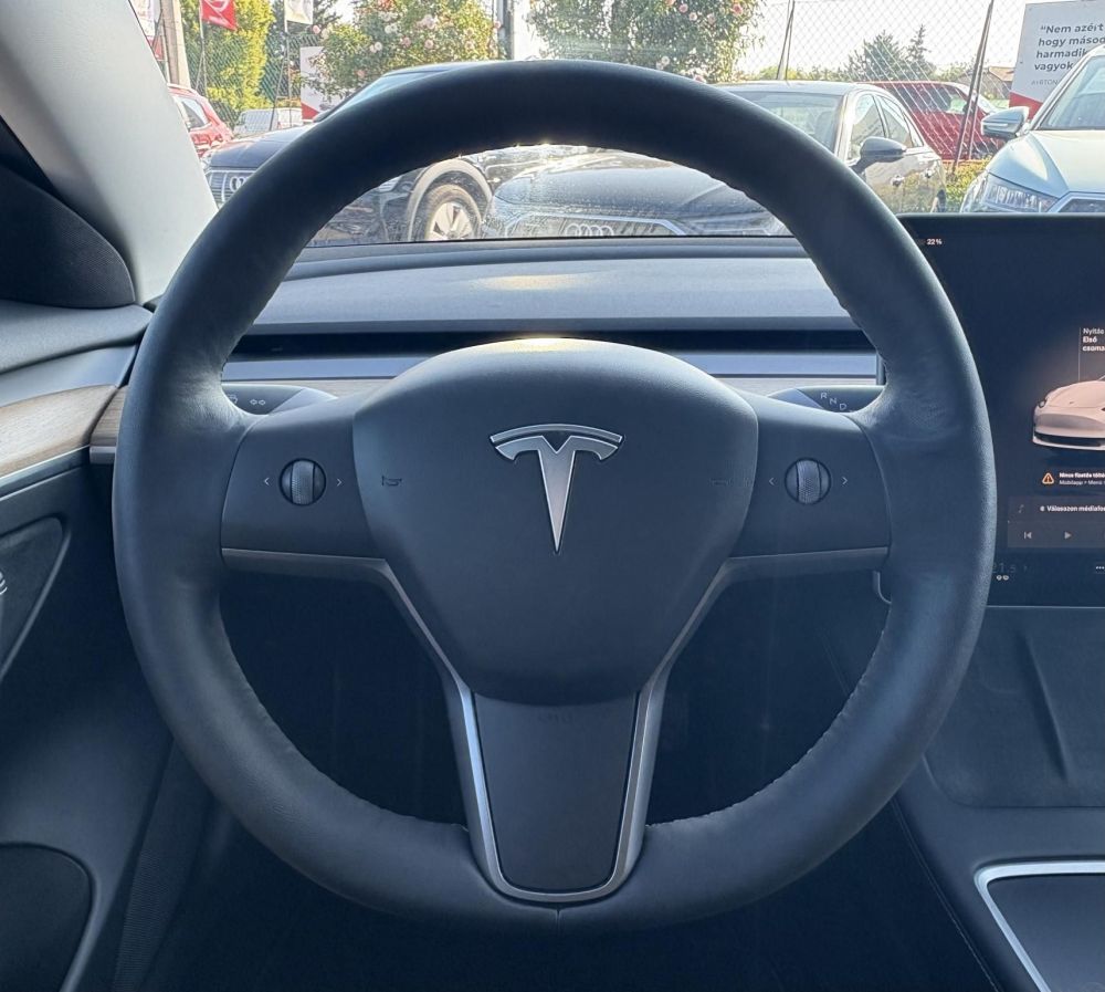 TESLA MODEL 3 Long Range AWD (Automata) mátrix LED. hőszivattyú. garanciális. premium hifi. 500km-es hatótáv!
